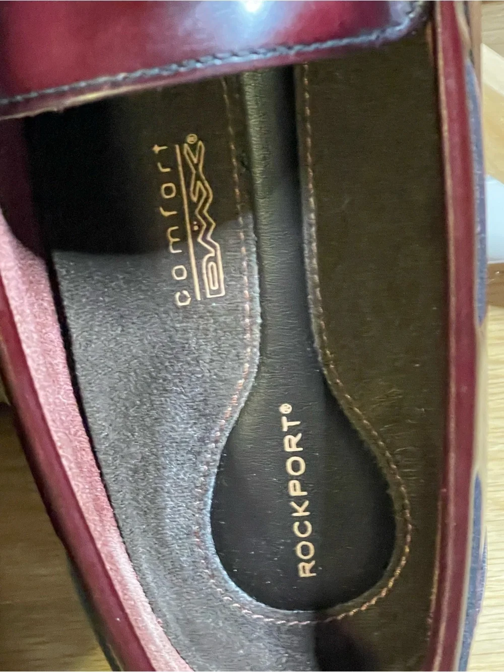 EUC Rockport DMX Men’s Sz 10.5 W Burgundy Tassel Kiltie Loafers